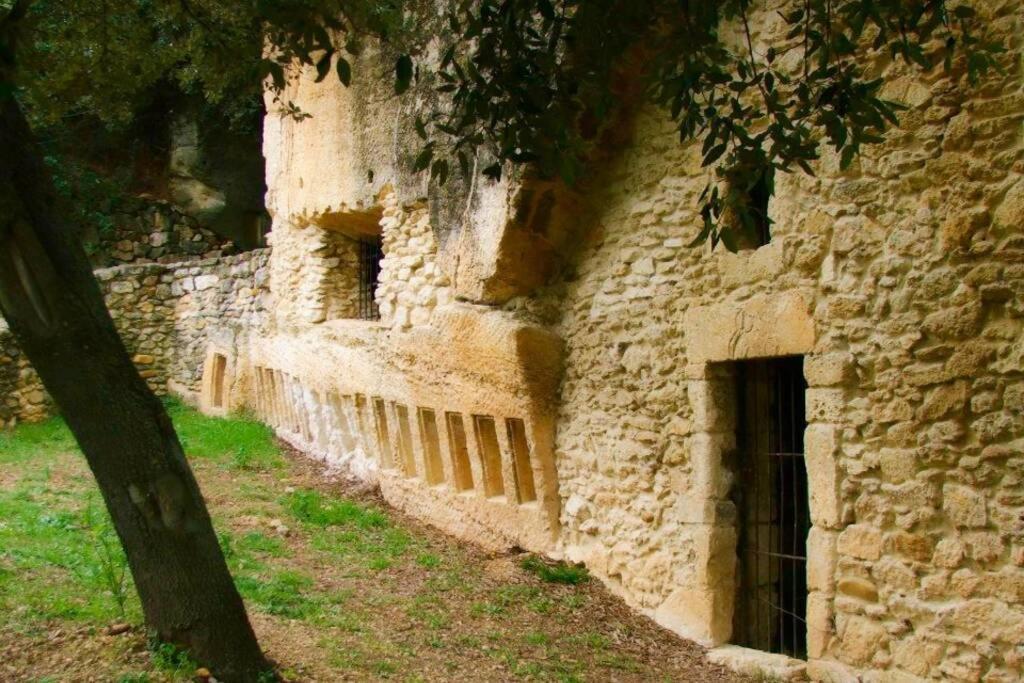 Studio Entre Cevennes Et Camargue Montfrin 외부 사진
